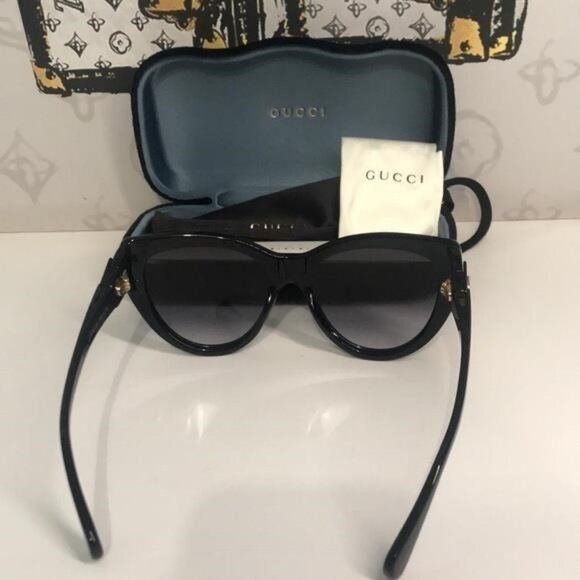 New Authentic Gucci GG0877S 001 Black Soft Cat-Eye Sunglasses Grey Gradient Lens - Picture 9 of 11